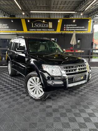 MITSUBISHI PAJERO FULL 3.2 HPE 4X4 16V TURBO INTERCOOLER DIESEL 4P AUTOMÁTICO